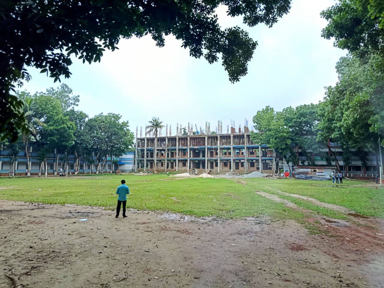 নতুন ভবন নির্মাণ
